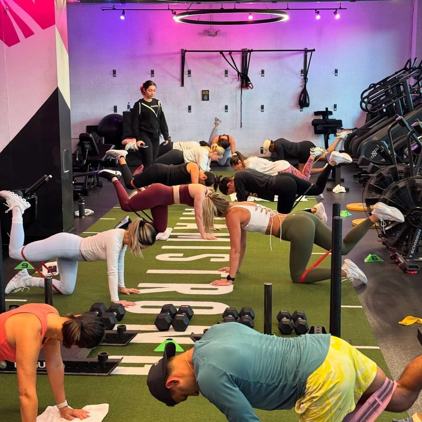 Miami Strong Gym — frame 3
